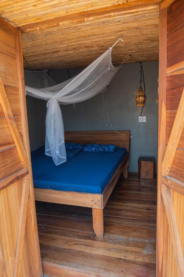 Roots Family Pansiyon Puerto Viejo de Talamanca Dış mekan fotoğraf
